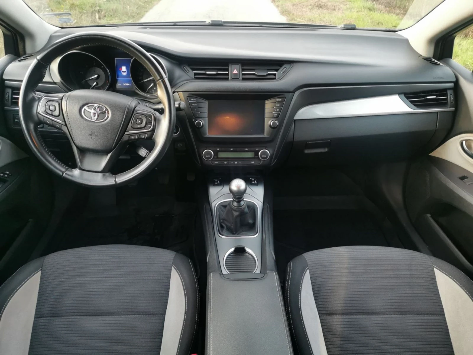 Toyota Avensis 2.0* 143 ��.* Facelift | Mobile.bg � ����������� 12