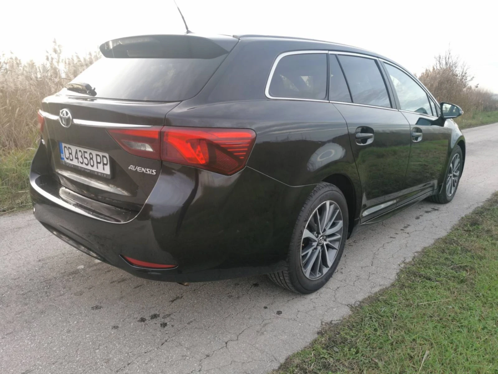 Toyota Avensis 2.0* 143 кс.* Facelift - изображение 5