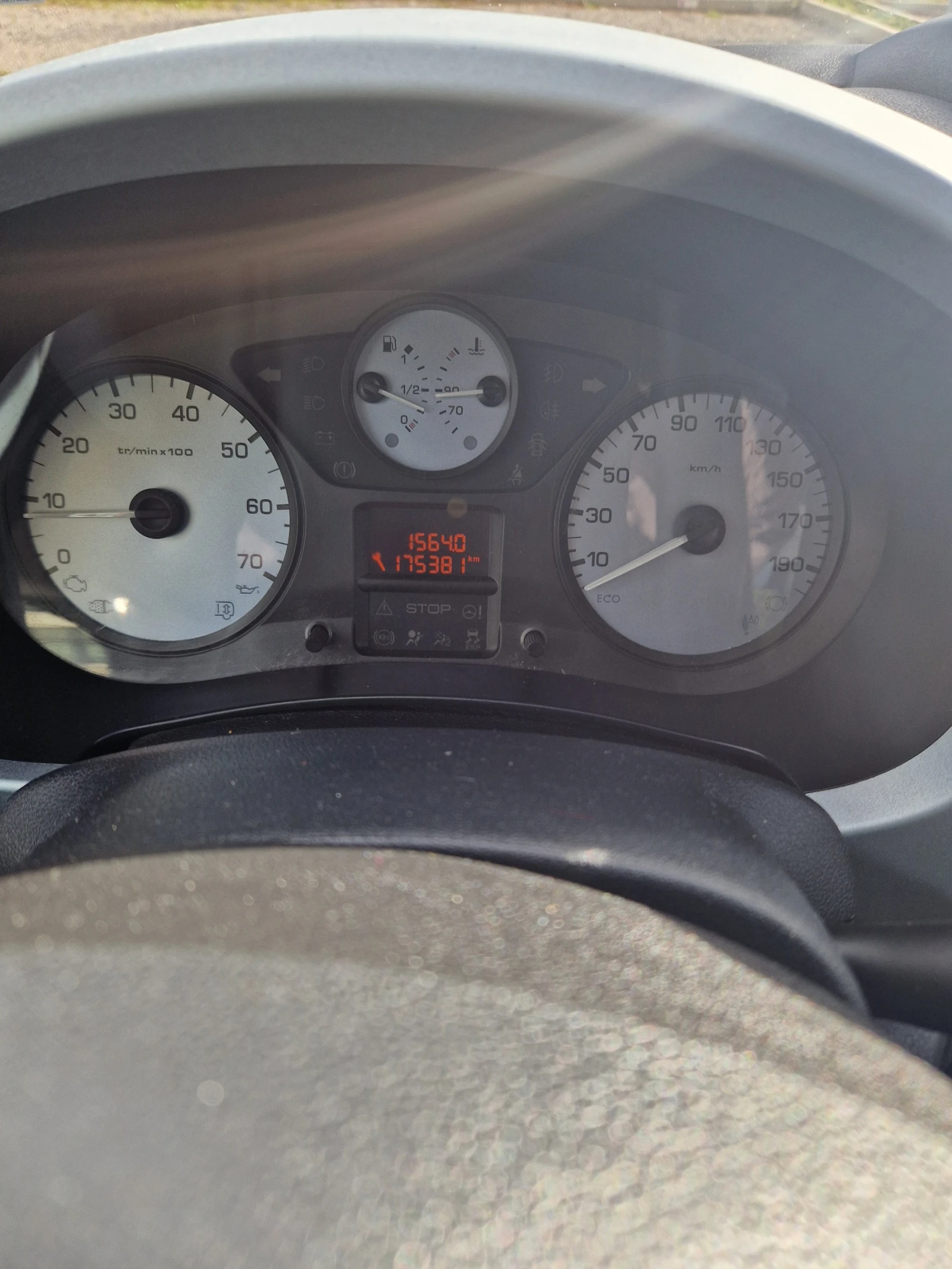 Citroen Berlingo 1.6hdi - изображение 7