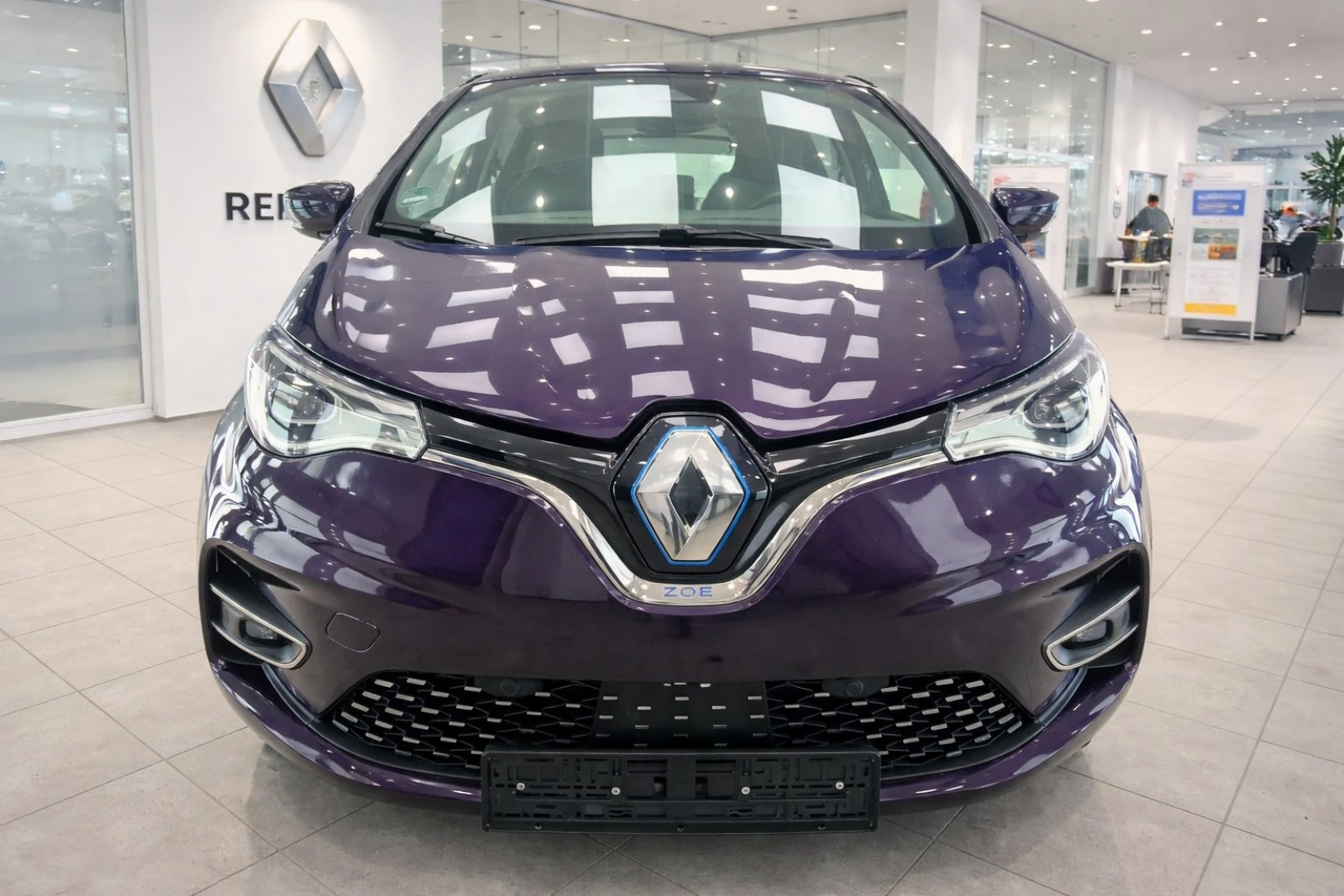 Renault Zoe 52kWh - изображение 2