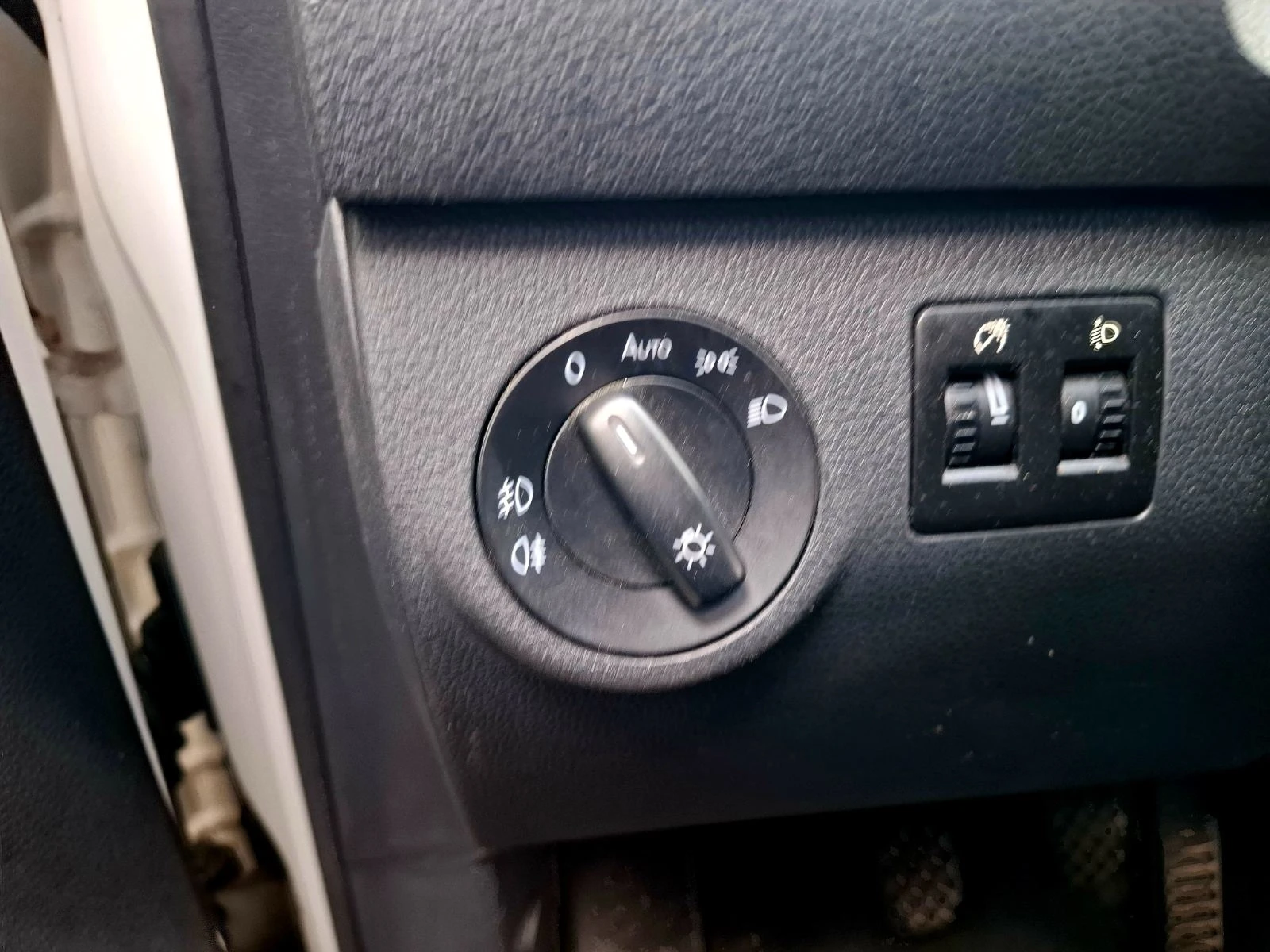 VW Caddy                                                   , снимка 12 - Автомобили и джипове - 54112080