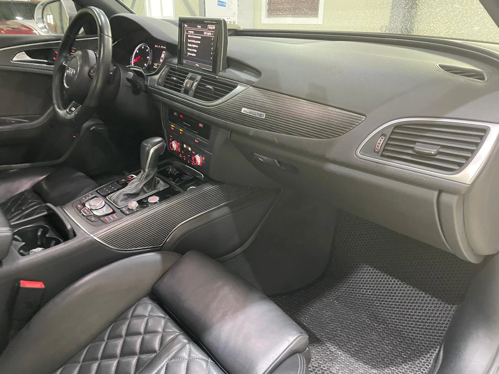 Audi A6 3.0biTDI Competition ! Quattro ! Matrix ! S Line !, снимка 13 - Автомобили и джипове - 54136387