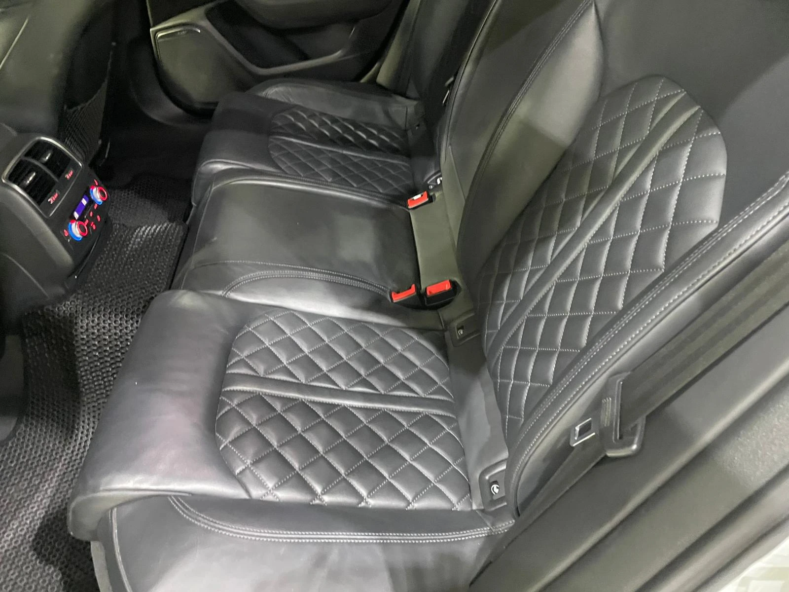 Audi A6 3.0biTDI Competition ! Quattro ! Matrix ! S Line !, снимка 10 - Автомобили и джипове - 54136387