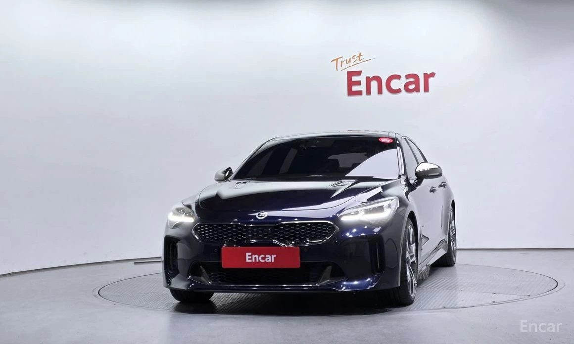 Kia Stinger 2.0 T AWD* FULL* HARMAN KARDON* 360* HEAD-UP* , снимка 2 - Автомобили и джипове - 54153130