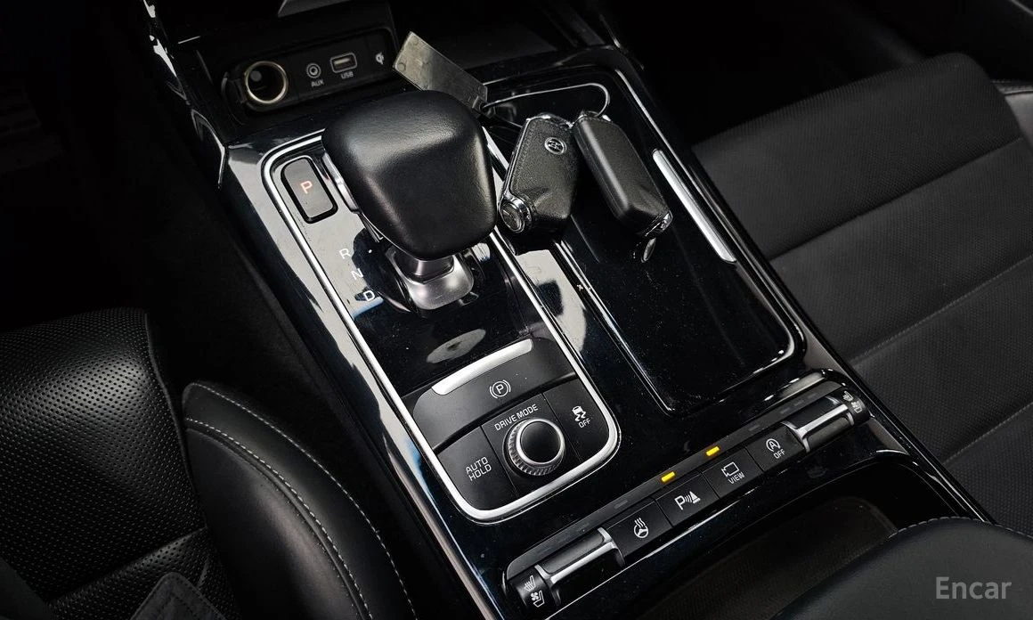 Kia Stinger 2.0 T AWD* FULL* HARMAN KARDON* 360* HEAD-UP* , снимка 13 - Автомобили и джипове - 54153130