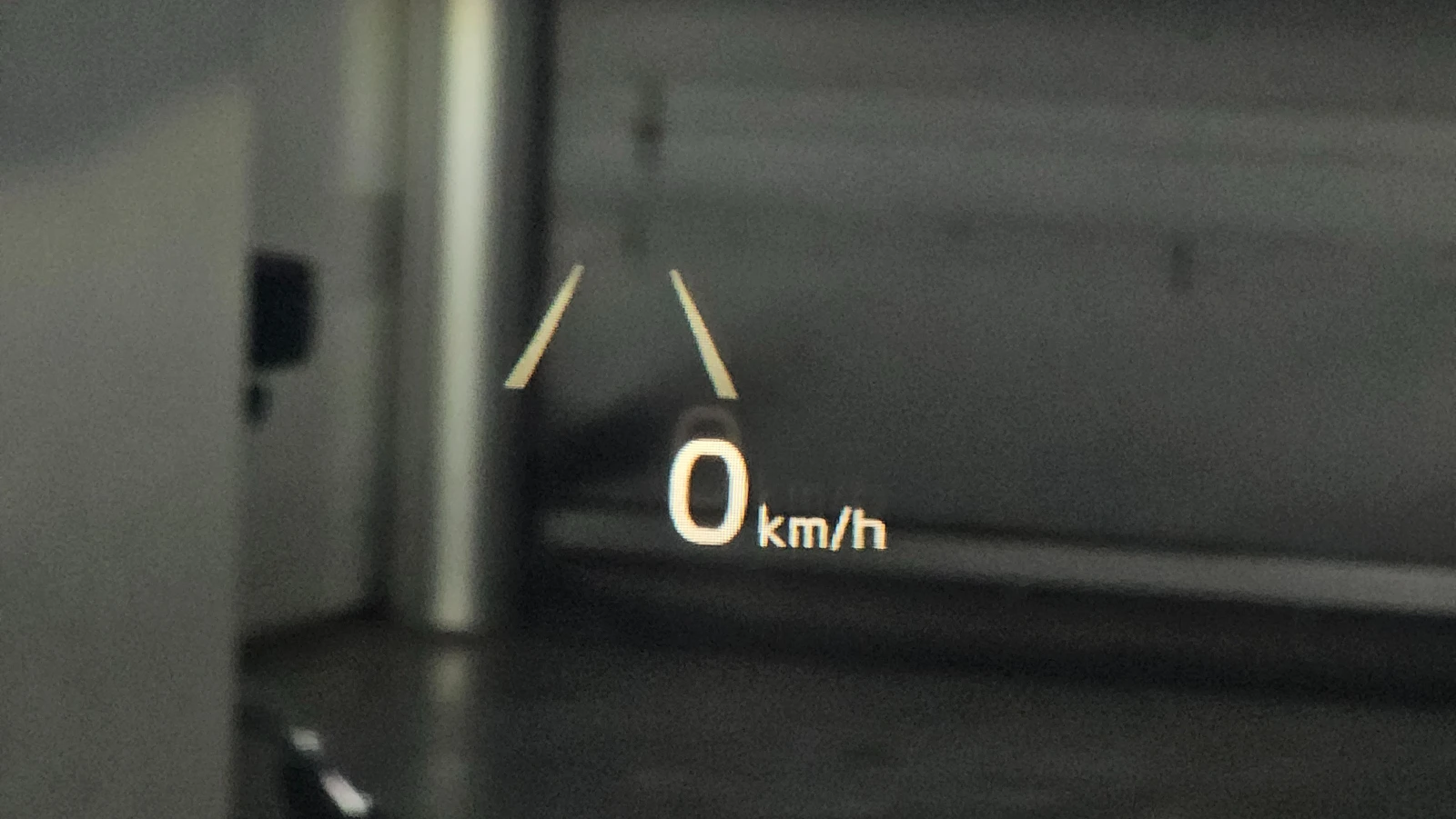 Kia Stinger 2.0 T AWD* FULL* HARMAN KARDON* 360* HEAD-UP* , снимка 11 - Автомобили и джипове - 54153130