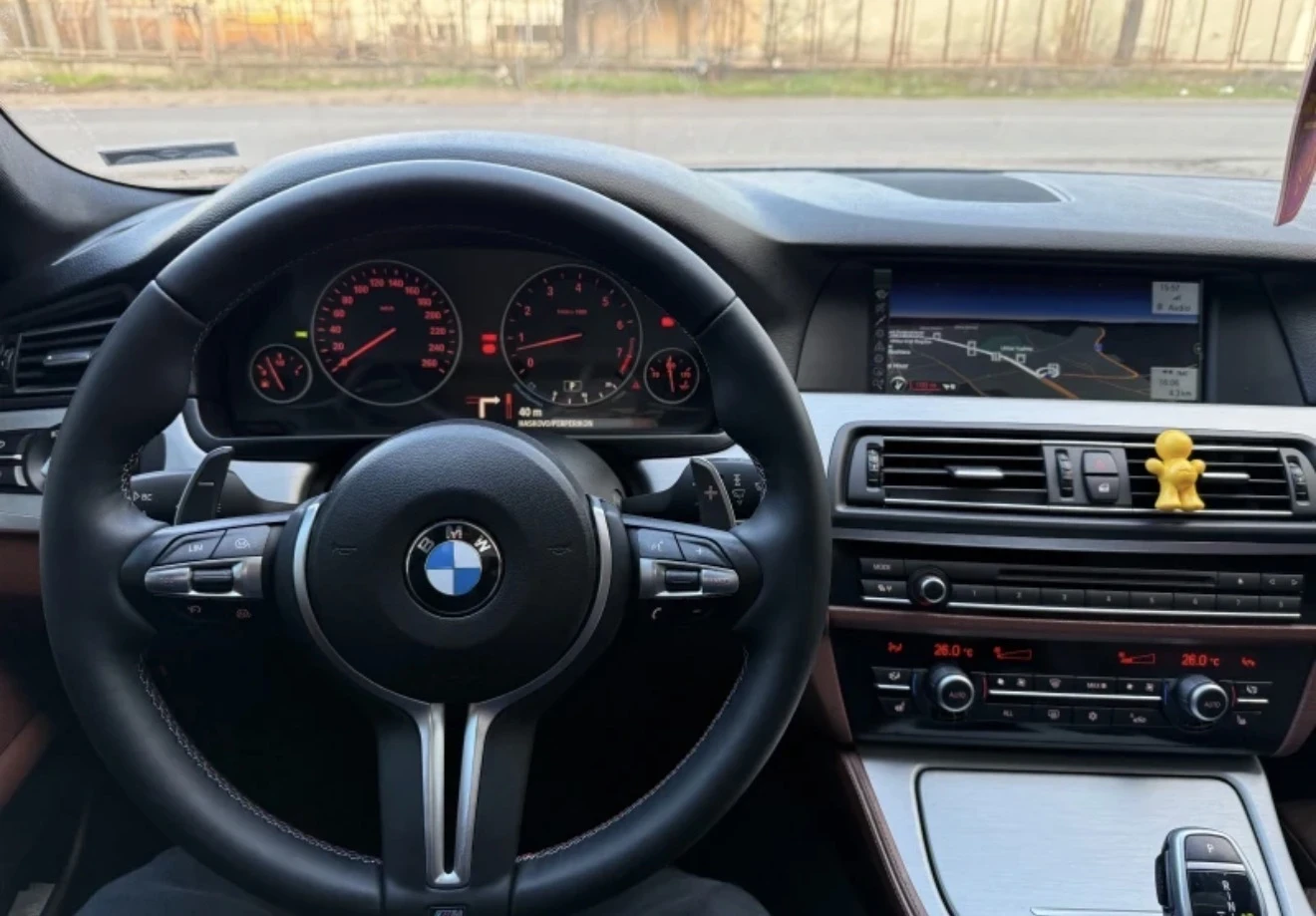 BMW 530 M5 ПАКЕТ//Luxury edition//КАСКО 1 год., снимка 15 - Автомобили и джипове - 54259536
