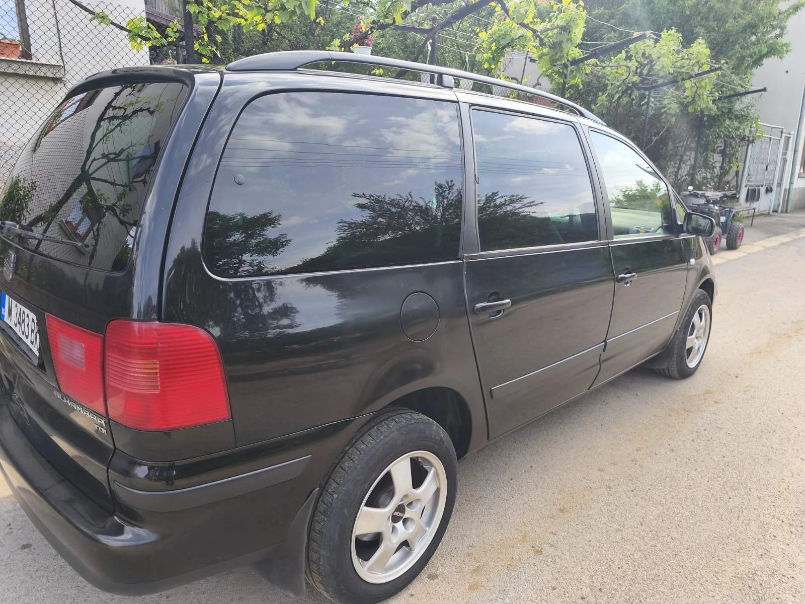 Seat Alhambra, снимка 9 - Автомобили и джипове - 54671237