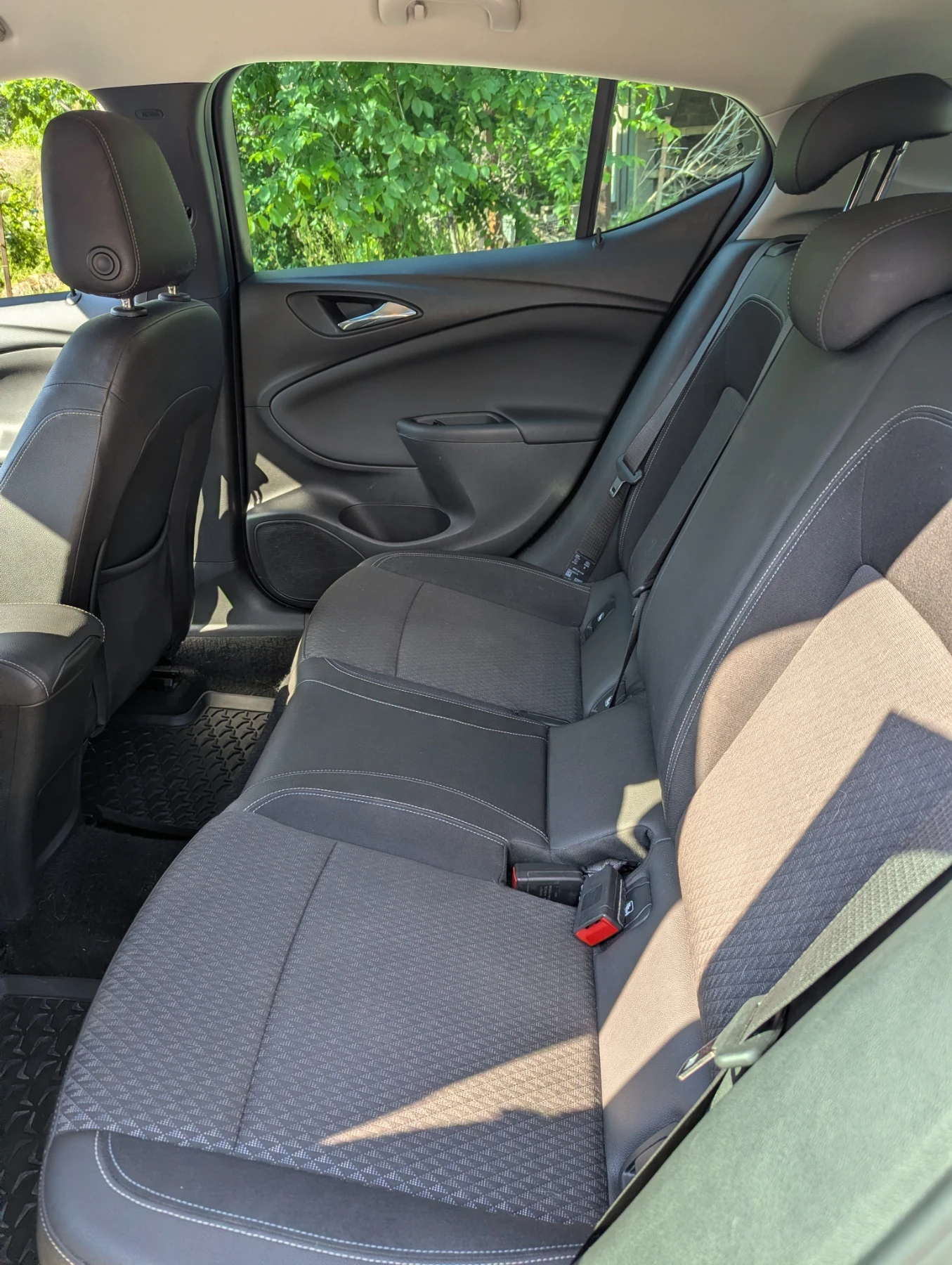 Opel Astra, снимка 11 - Автомобили и джипове - 54770696
