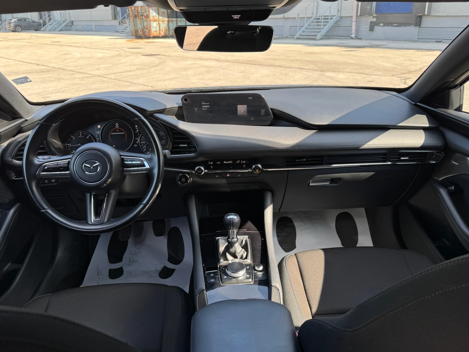 Mazda 3 1, 8d 116кс, снимка 14 - Автомобили и джипове - 55187542