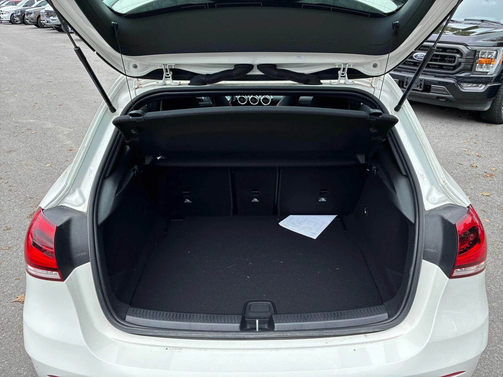 Mercedes-Benz A 250 * CARFAX * ЦЕНА ДО БГ, снимка 7 - Автомобили и джипове - 55972496