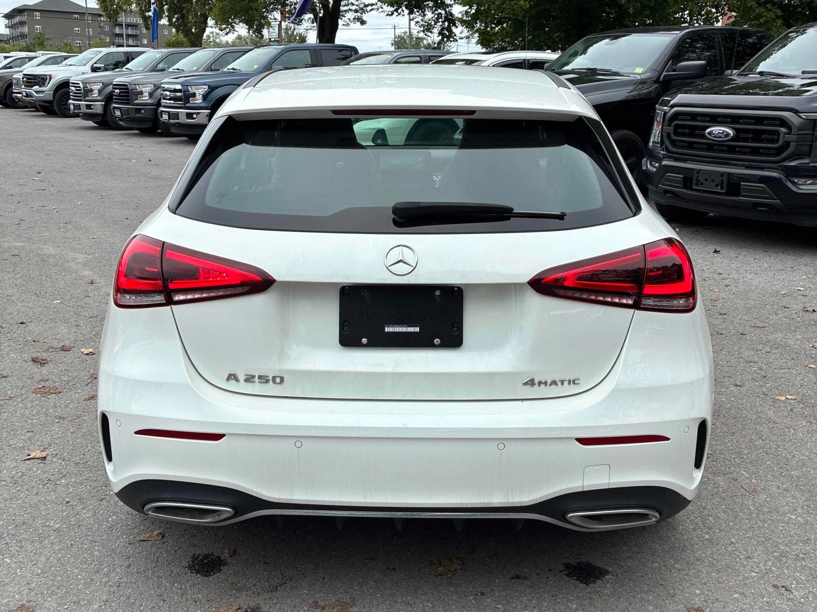 Mercedes-Benz A 250 * CARFAX * ЦЕНА ДО БГ, снимка 3 - Автомобили и джипове - 55972496