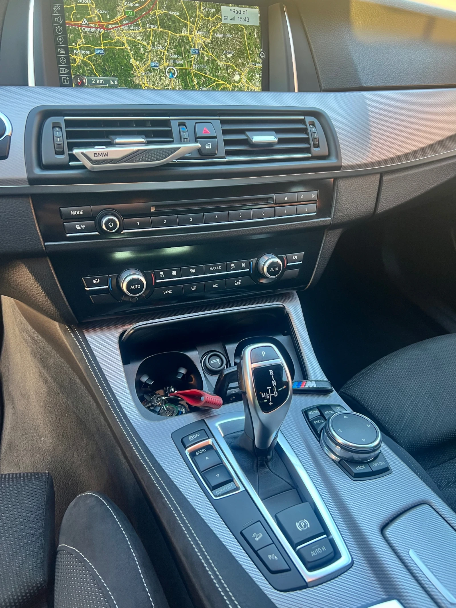 BMW 525 Xdrive, снимка 3 - Автомобили и джипове - 56180129