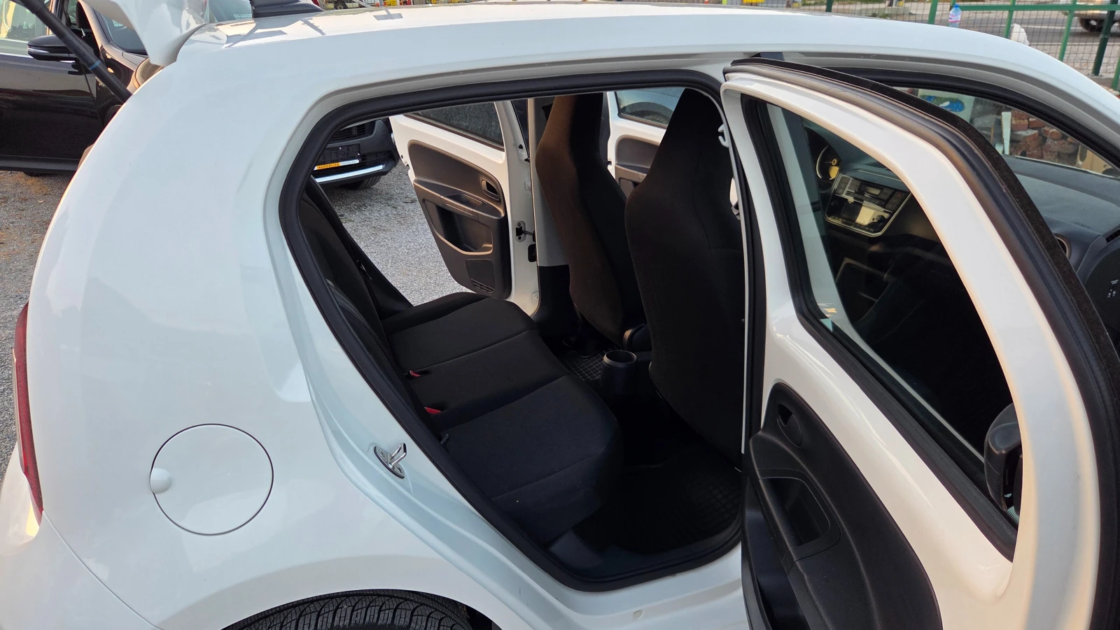 Skoda Citigo e-iV 36.8 kWh, снимка 13 - Автомобили и джипове - 56414122