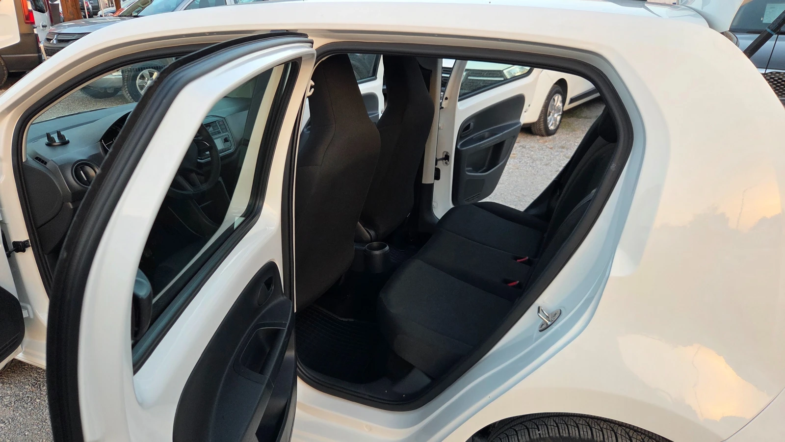 Skoda Citigo e-iV 36.8 kWh, снимка 10 - Автомобили и джипове - 56414122