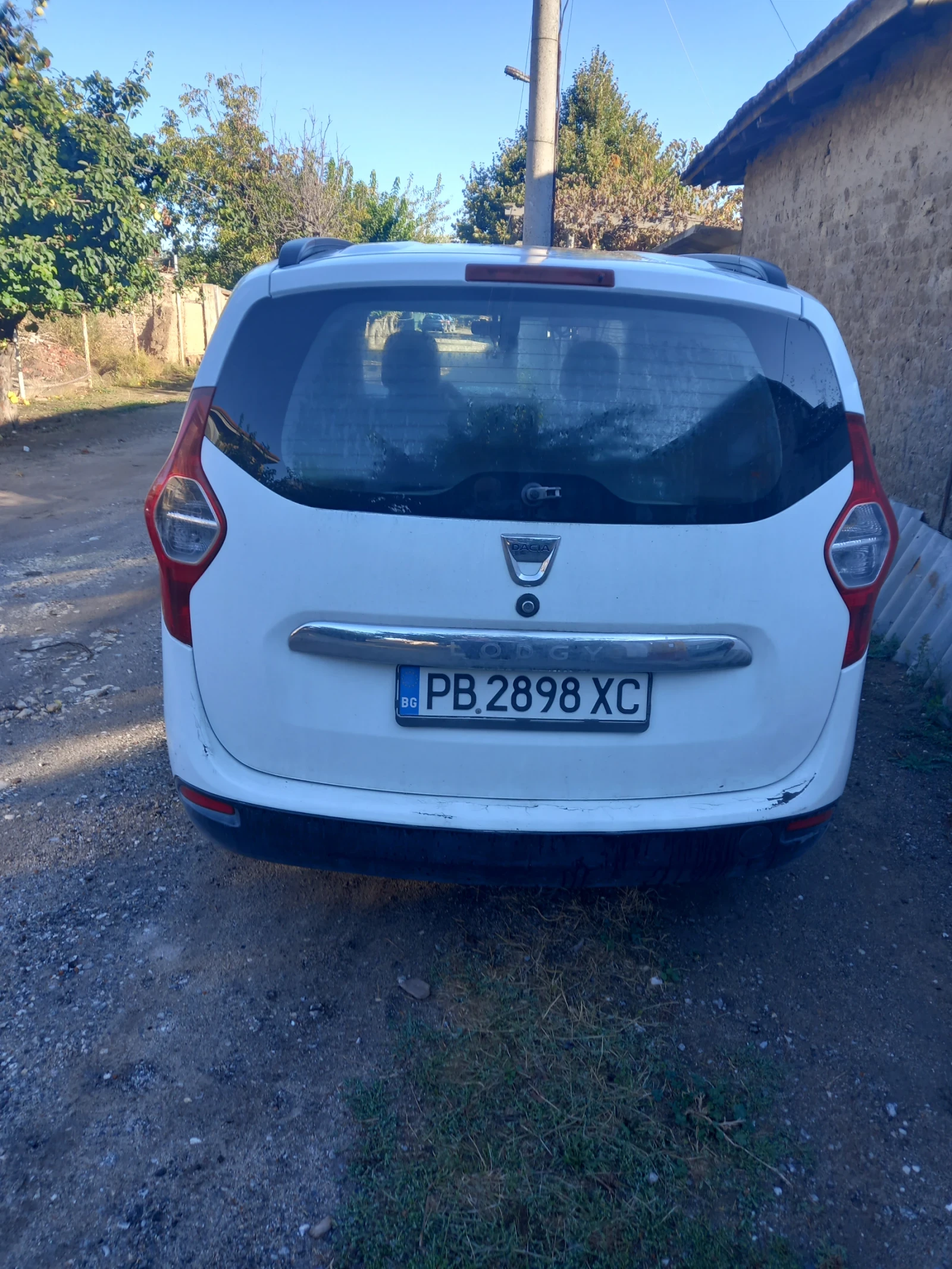Dacia Lodgy, снимка 2 - Автомобили и джипове - 56539748