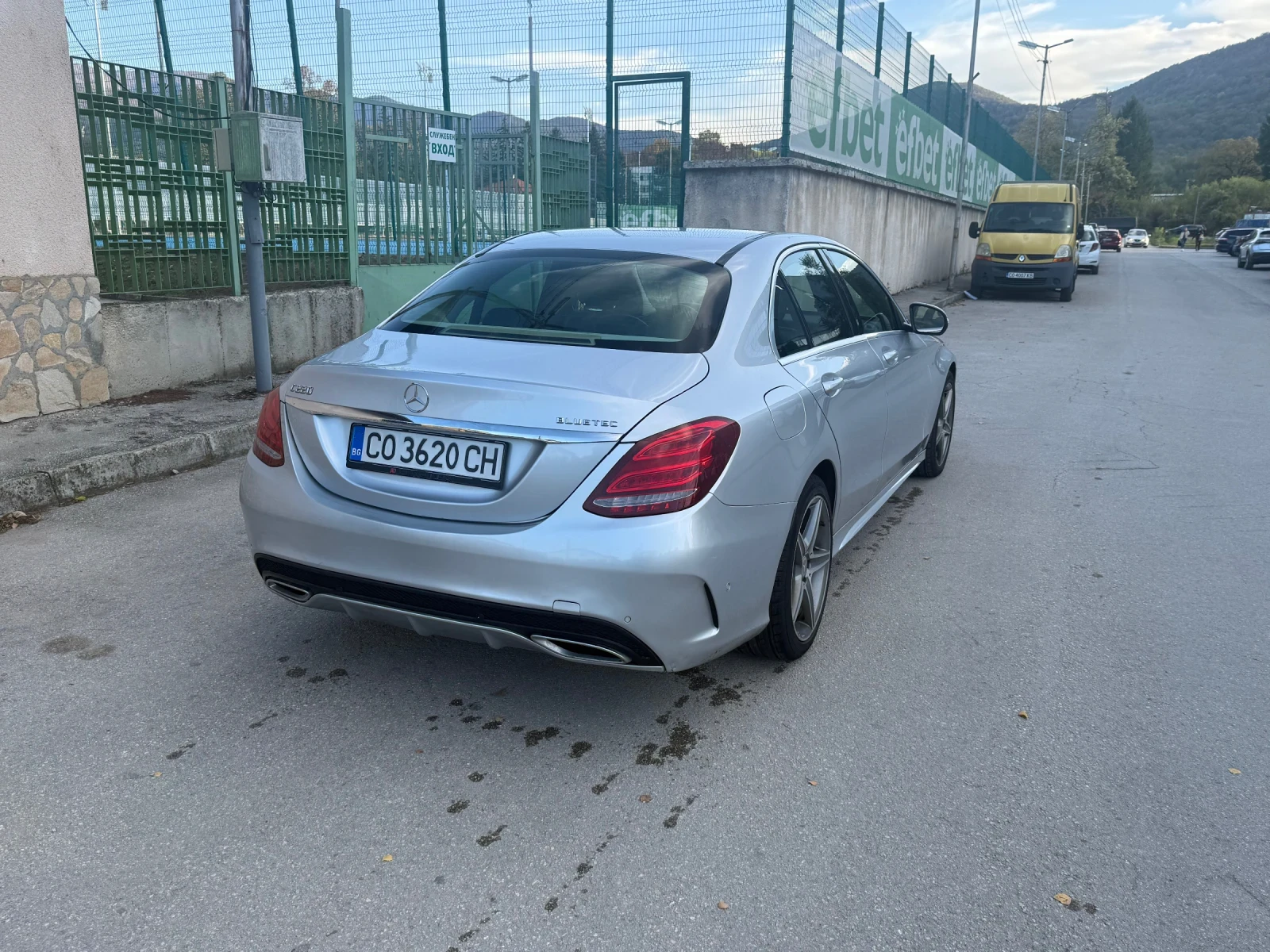 Mercedes-Benz C 220, снимка 4 - Автомобили и джипове - 56599240
