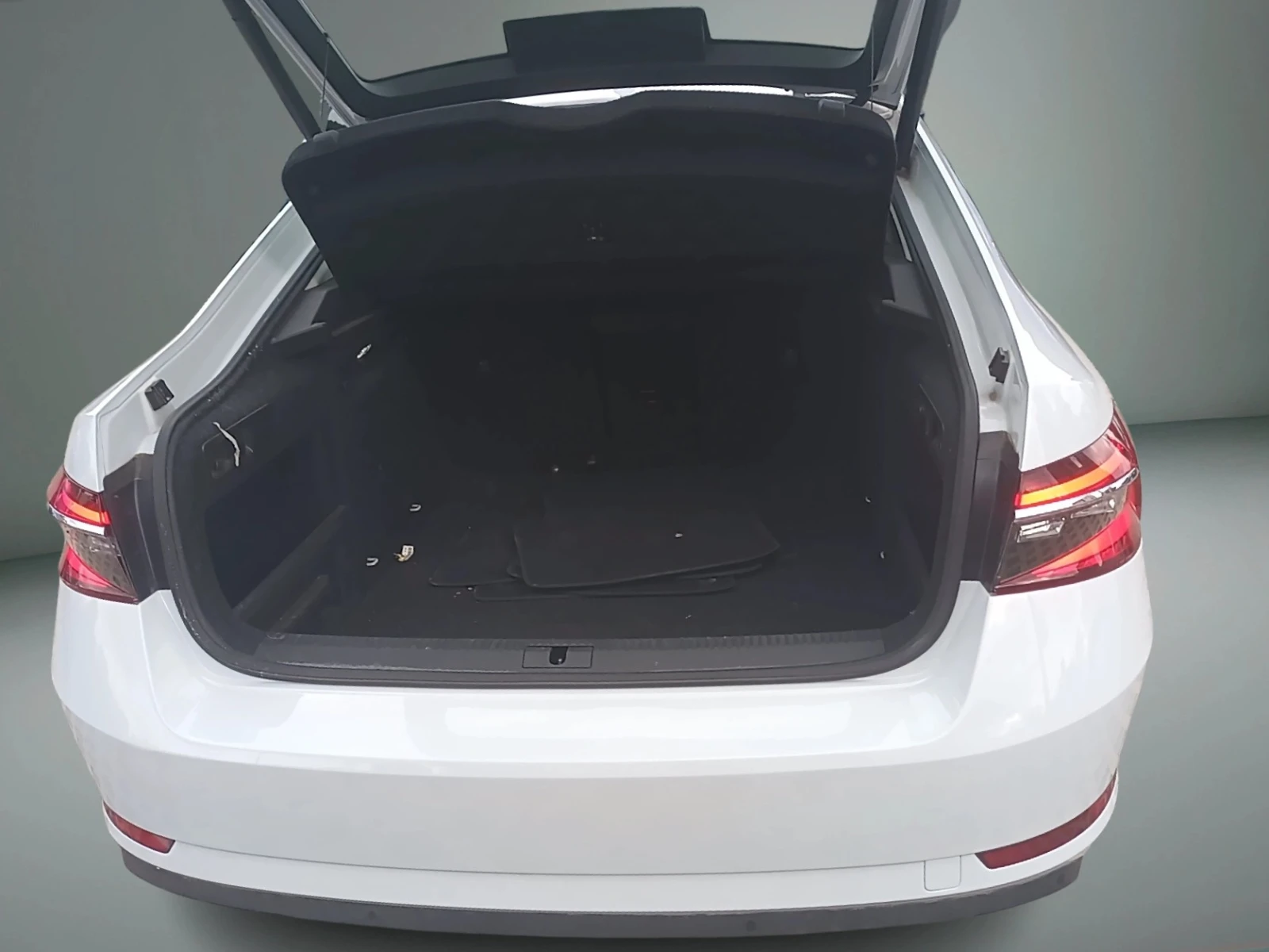 Skoda Superb 1.5TSI/7DSG | Mobile.bg � ����������� 13