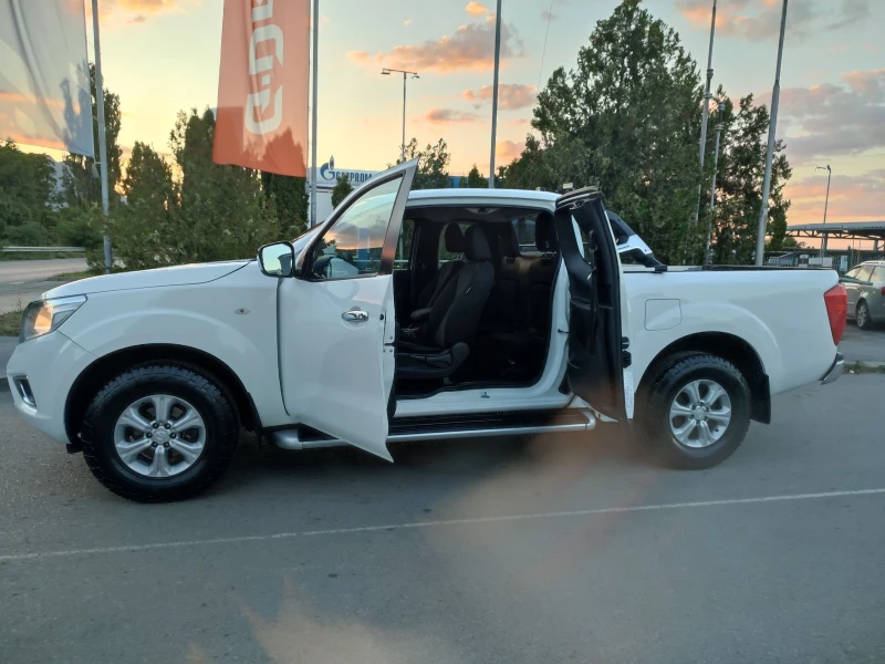 Nissan Navara 2.3 163cv 4x4 , снимка 8 - Автомобили и джипове - 46890819