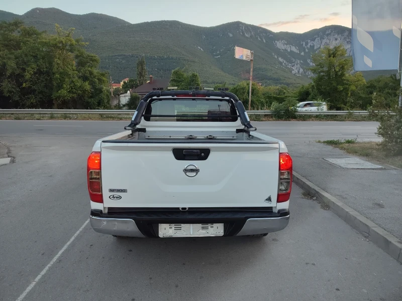 Nissan Navara 2.3 163cv 4x4 , снимка 6 - Автомобили и джипове - 46890819