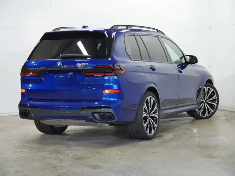 BMW X7 M60i 7 места, снимка 4 - Автомобили и джипове - 47448422