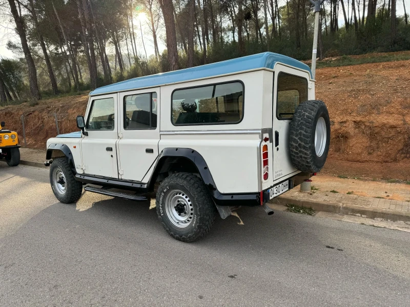 Land Rover Defender Santana, снимка 2 - Автомобили и джипове - 47522978