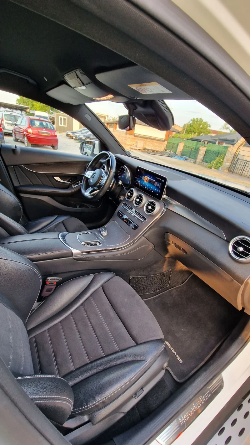 Mercedes-Benz GLC 220 4MATIK#PREMIUM#AMG#COUPE, снимка 13 - Автомобили и джипове - 51206270