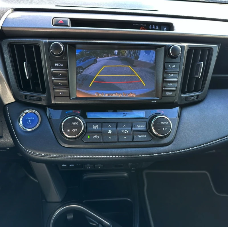 Toyota Rav4 2.5i&HYBRID* РАВЕН НА НОВ, снимка 16 - Автомобили и джипове - 51798983