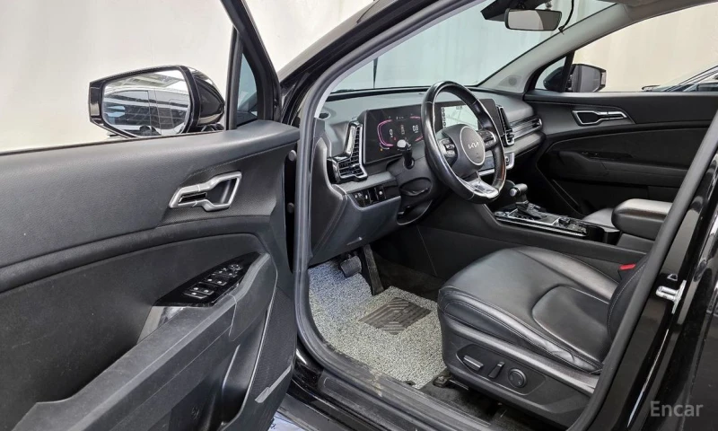 Kia Sportage, снимка 10 - Автомобили и джипове - 52800912