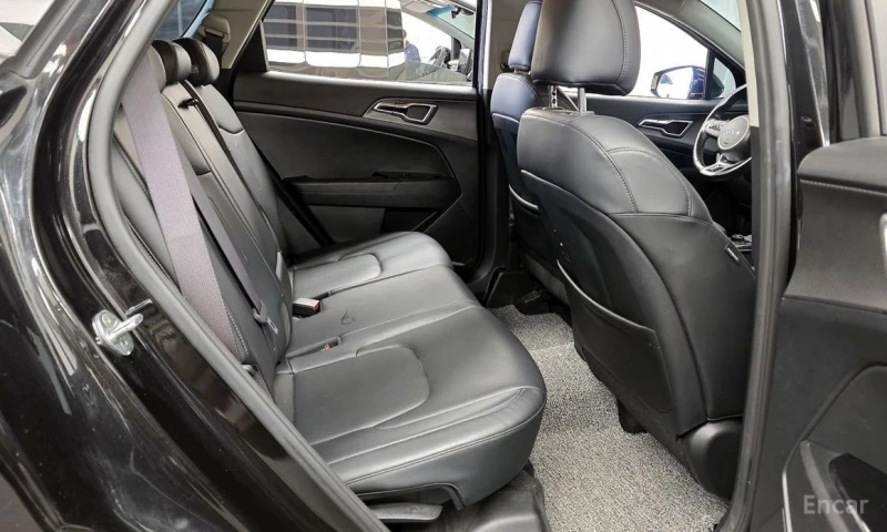 Kia Sportage, снимка 12 - Автомобили и джипове - 52800912