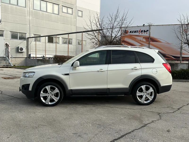 Chevrolet Captiva Автомат/Кожа/7места, снимка 2 - Автомобили и джипове - 52875557