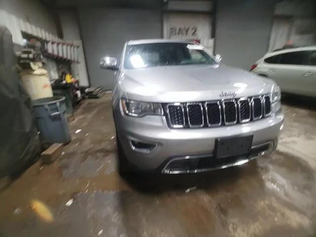 Jeep Grand cherokee 3.6L 6 4x4 w/Rear Wheel Drv, снимка 9 - Автомобили и джипове - 48834855