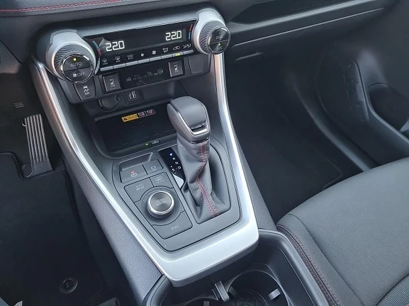 Toyota Rav4 2.5 4×4 Plug-in Hybrid Teamplayer = NEW = Гар - изображение 7