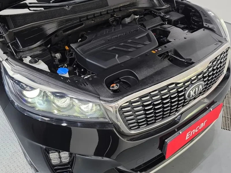 Kia Sorento 2.2 CRDI 4WD - САМО 30% АВАНС, снимка 6 - Автомобили и джипове - 56017227