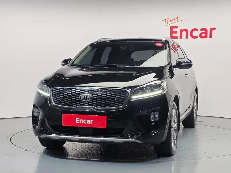 Kia Sorento 2.2 CRDI 4WD - САМО 30% АВАНС, снимка 3 - Автомобили и джипове - 56017227