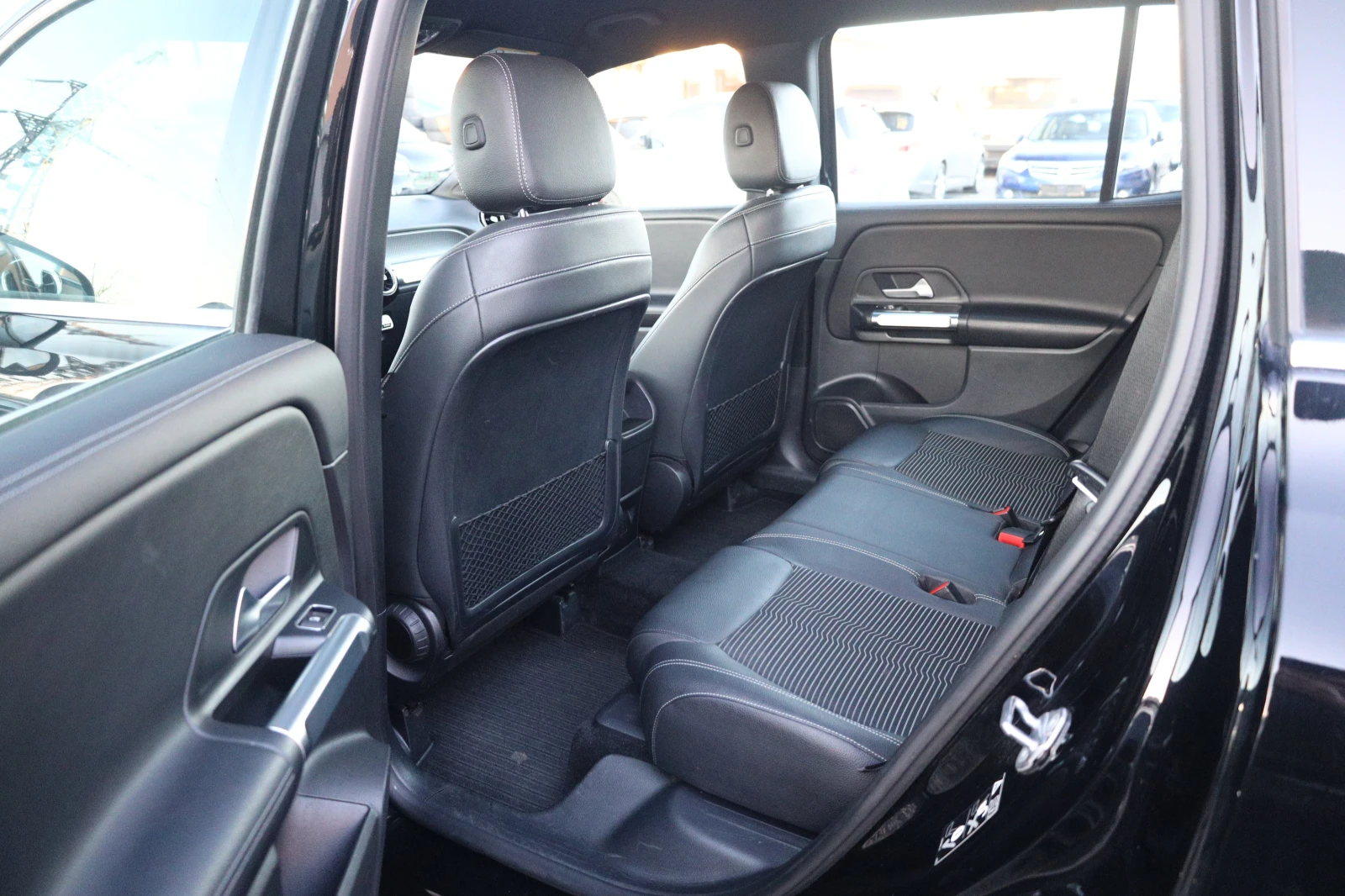 Mercedes-Benz GLB 200 d 4M DCT Progressive LED Kamera AHK #iCarbg  | Mobile.bg   16