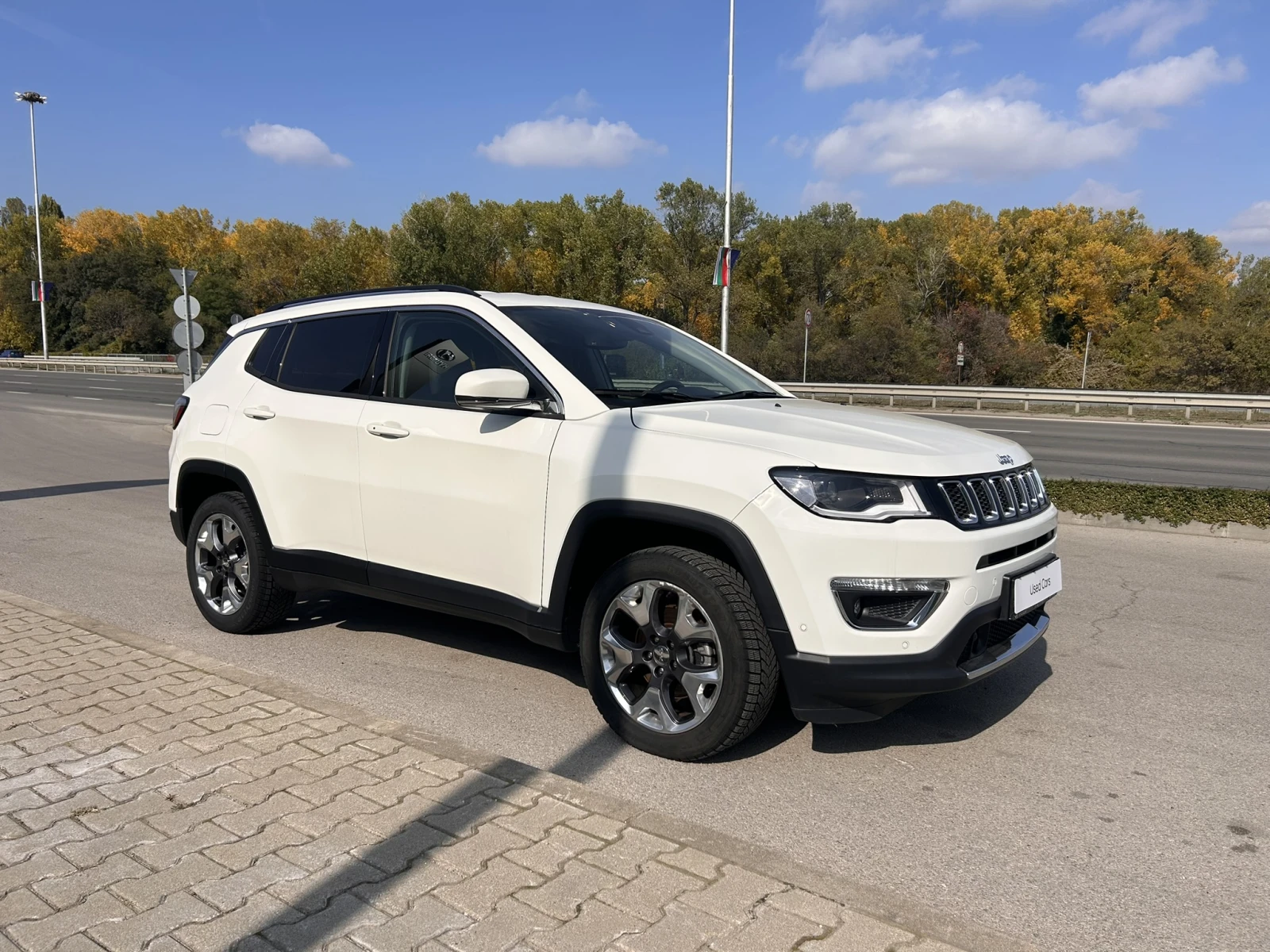 Jeep Compass LIMITED AWD - изображение 3