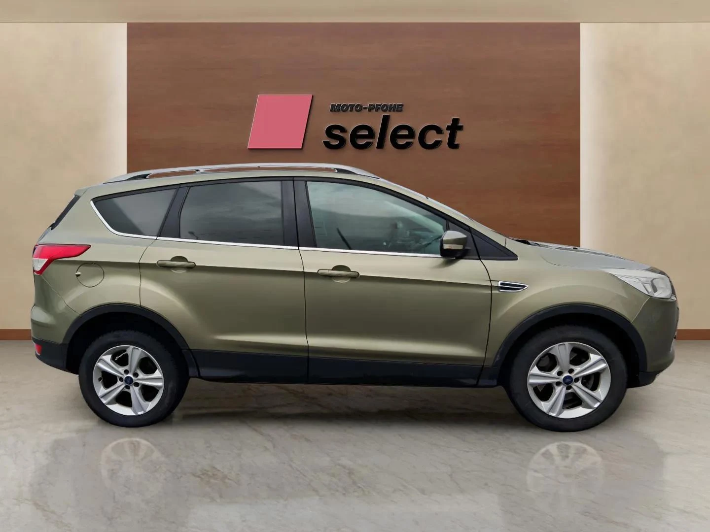 Ford Kuga 2.0 TDCi - изображение 4