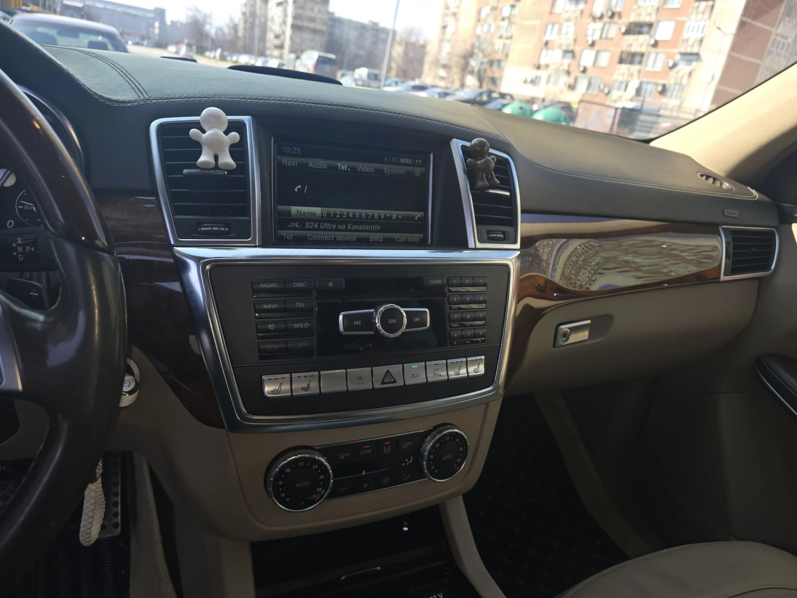 Mercedes-Benz GL 350, снимка 9 - Автомобили и джипове - 54309039
