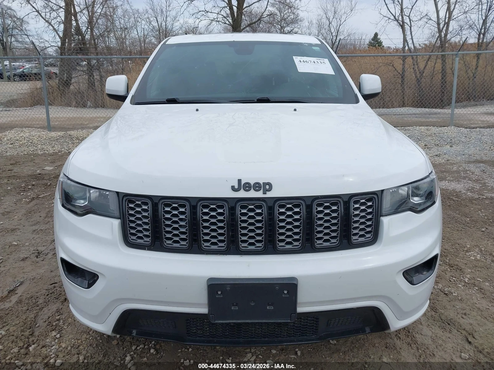 Jeep Grand cherokee ALTITUDE 4X4, снимка 2 - Автомобили и джипове - 54554826