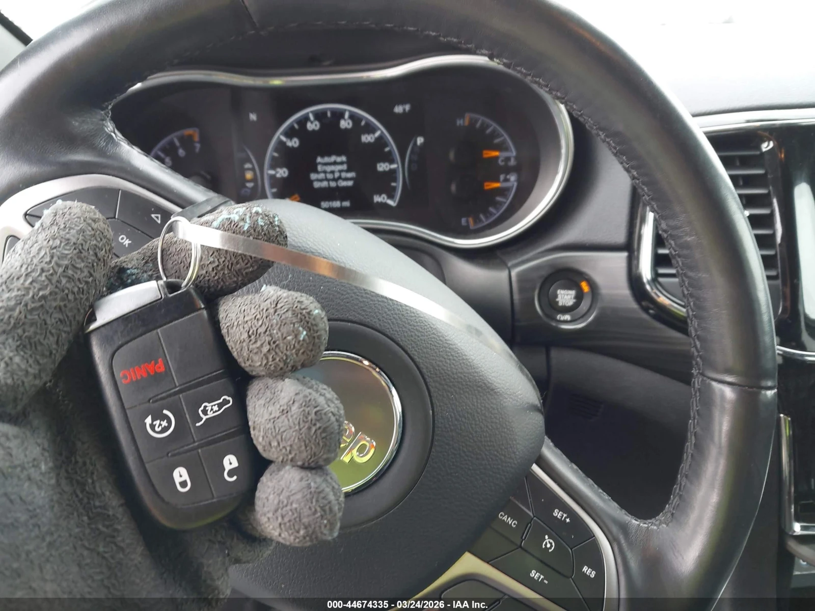 Jeep Grand cherokee ALTITUDE 4X4, снимка 13 - Автомобили и джипове - 54554826
