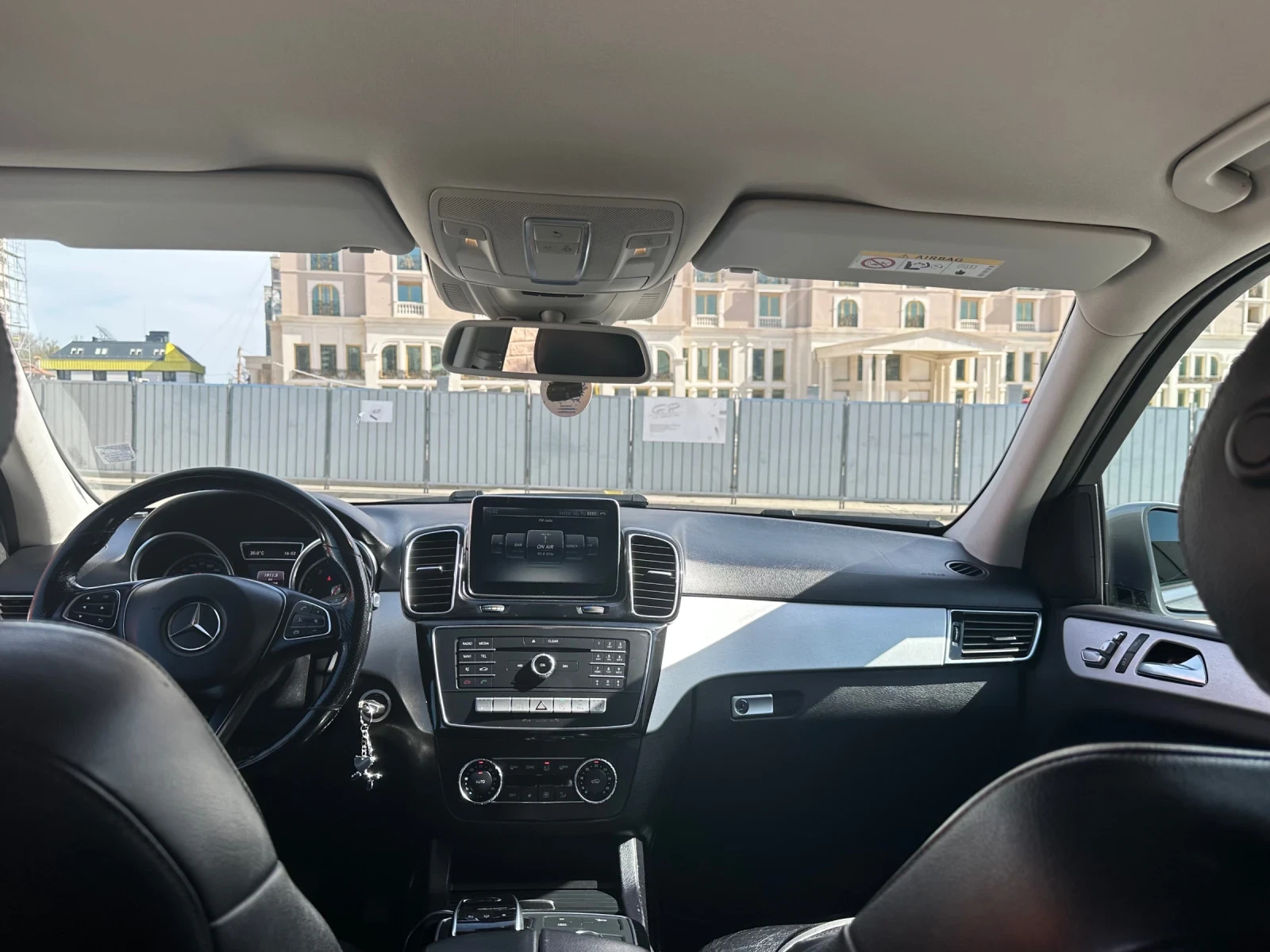 Mercedes-Benz GLE 350, снимка 5 - Автомобили и джипове - 54593363