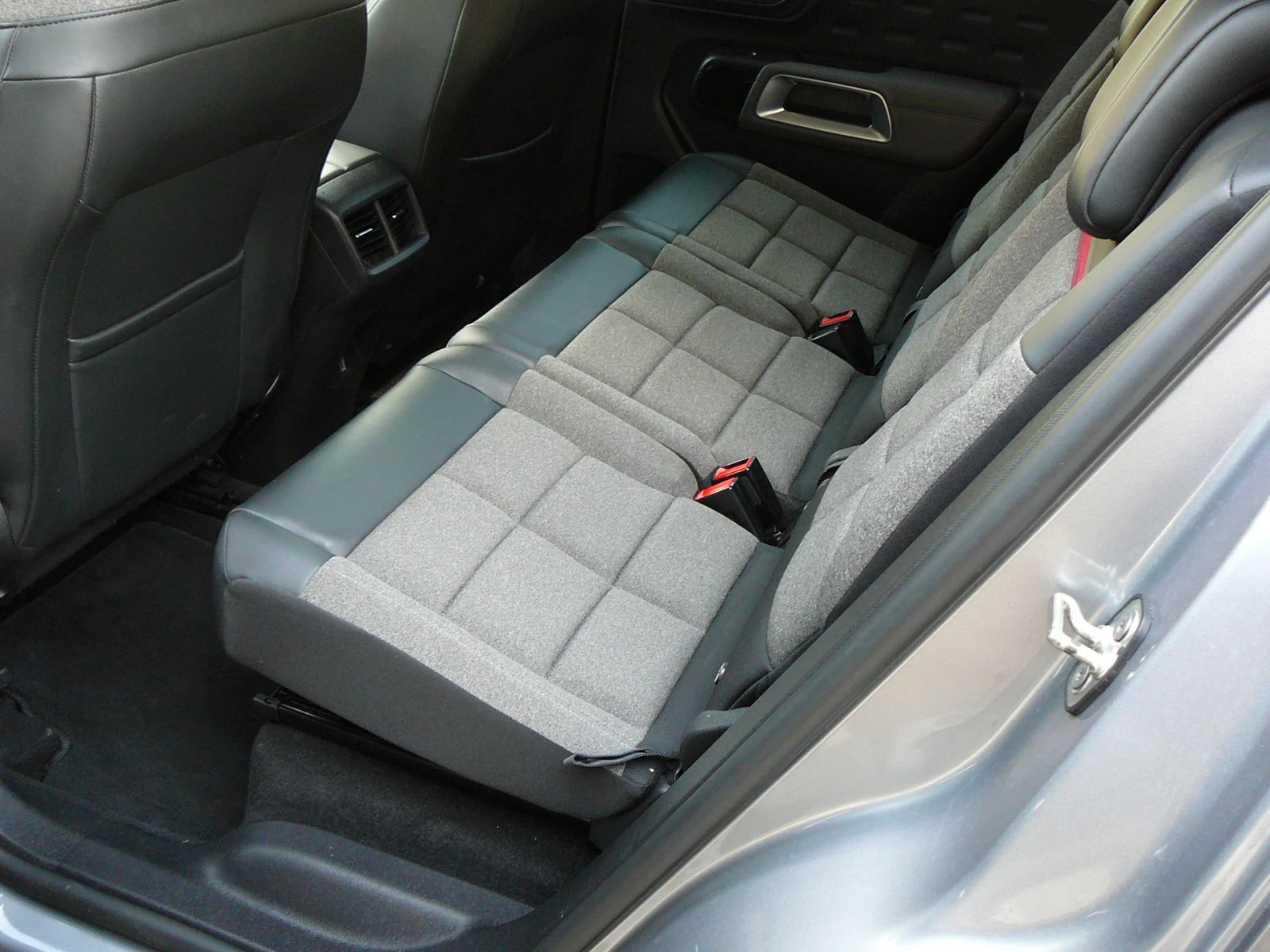 Citroen C5 Aircross 1.5 hdi, снимка 9 - Автомобили и джипове - 54607144
