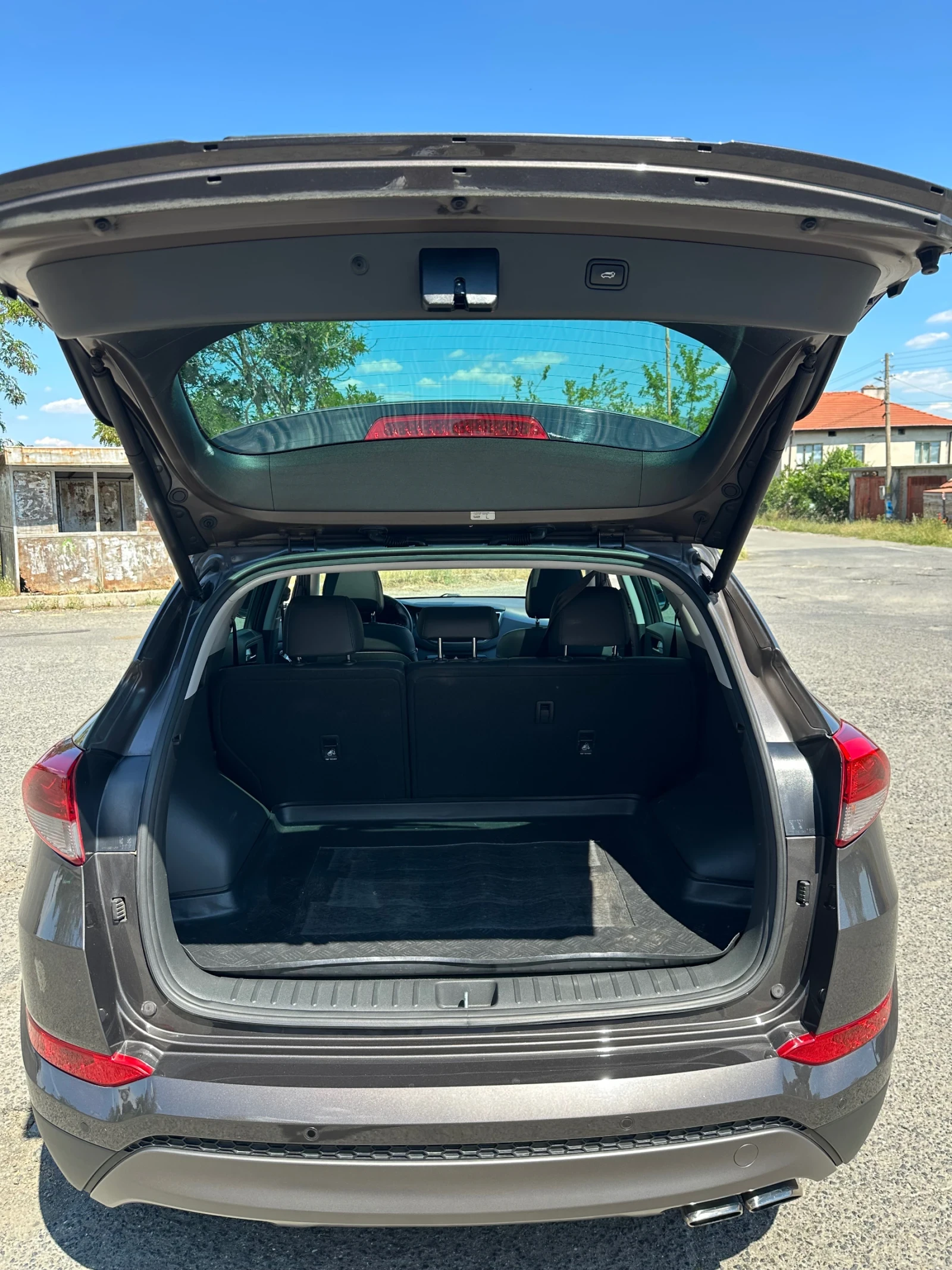 Hyundai Tucson Premium 4x4, снимка 17 - Автомобили и джипове - 55014782