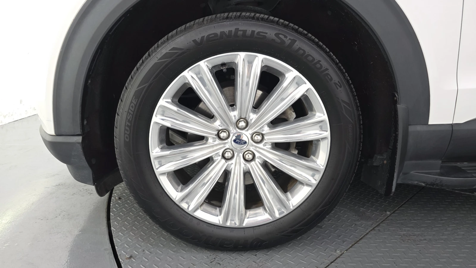 Ford Explorer 2.3* 360* BLIND SPOT* ЕЛ. БАГАЖНИК* ЛЮК* КРАЙНА ЦЕ, снимка 5 - Автомобили и джипове - 55594122