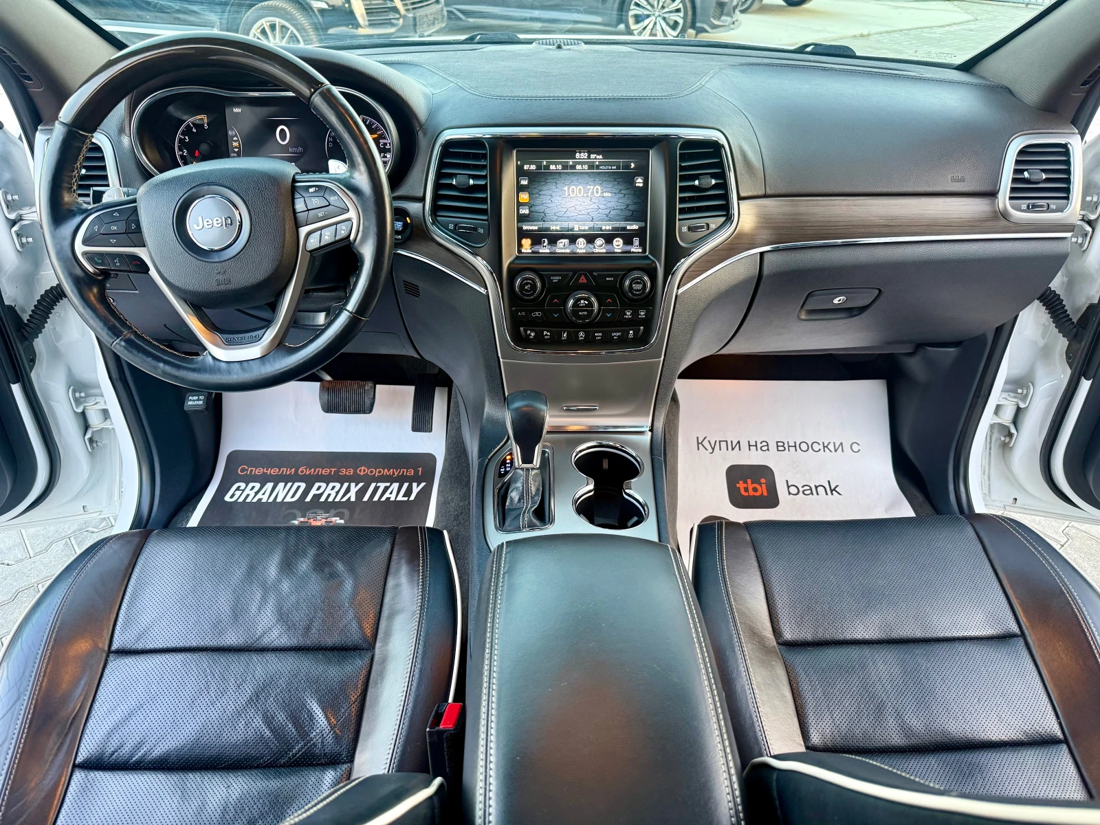 Jeep Grand cherokee 3.0CRDI 250 ks OVERLAND FACE LIFT Собствен лизинг , снимка 12 - Автомобили и джипове - 55635226