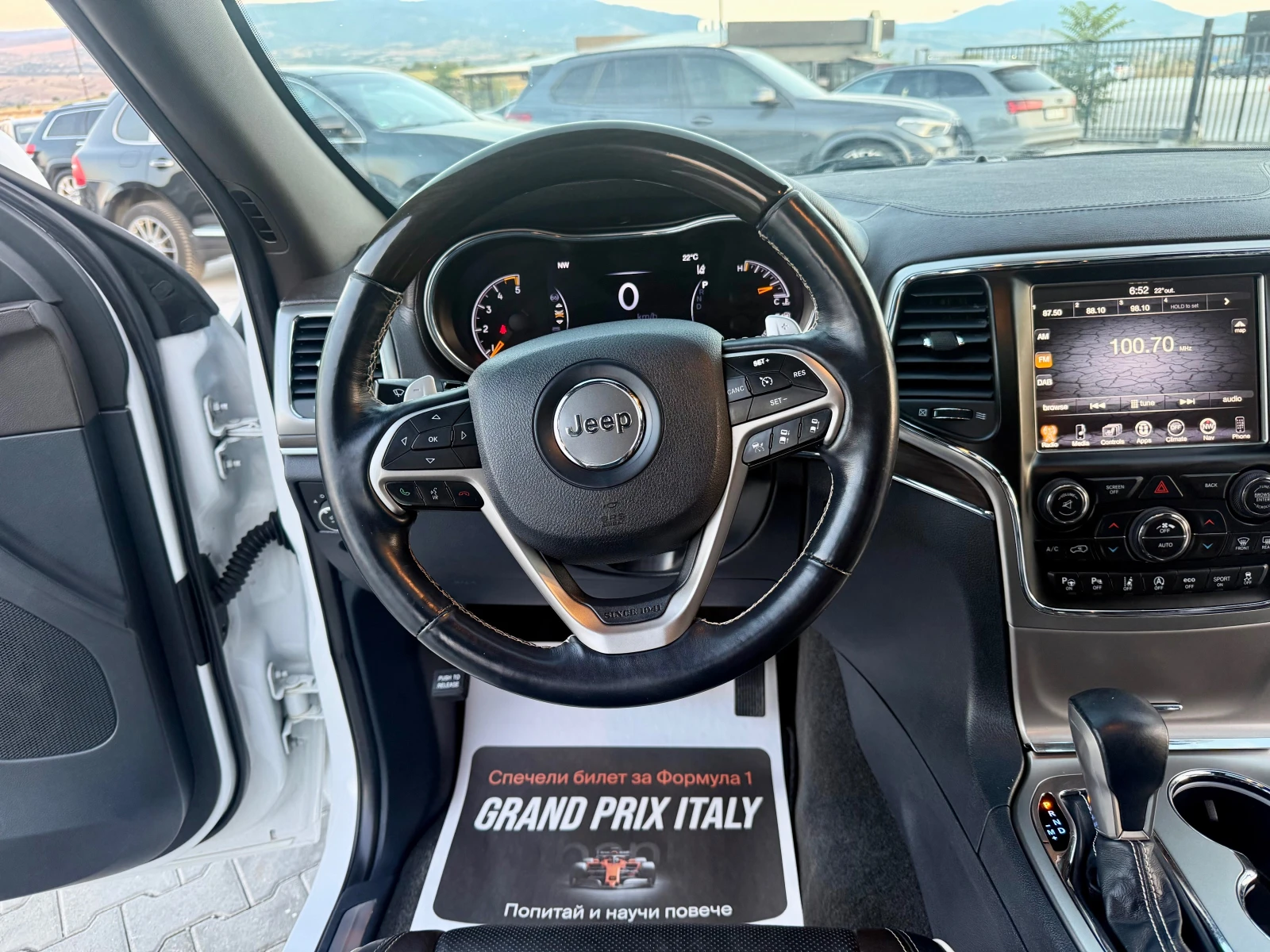Jeep Grand cherokee 3.0CRDI 250 ks OVERLAND FACE LIFT Собствен лизинг , снимка 17 - Автомобили и джипове - 55635226