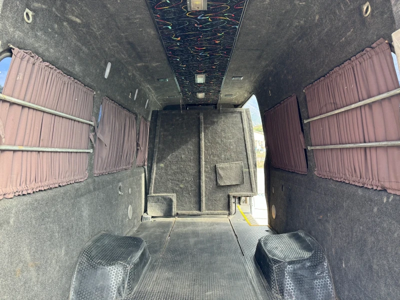 Mercedes-Benz Sprinter 519 CDI* MAXI* Euro5* 5+ 1 места* Климатик, снимка 8 - Бусове и автобуси - 47225648