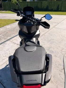 Honda X-ADV 750 FULL CARBON * AKRAPOVIC * 16000km * TOP, снимка 7