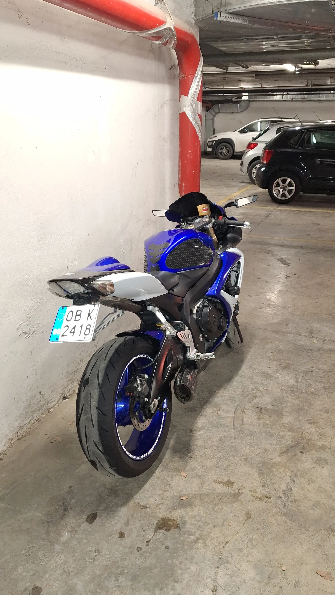 Suzuki Gsxr 600 K7 - изображение 4